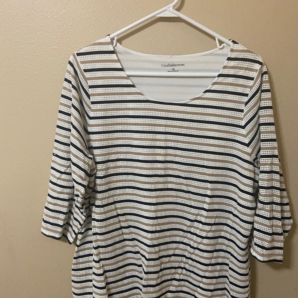 Croft&Barrow multilayer stripped shirt